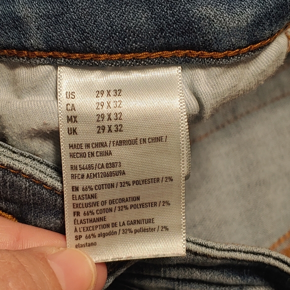 American Eagle Distressed Jeans, Size 29x32, but measures 29x30 - Picture 10 of 12